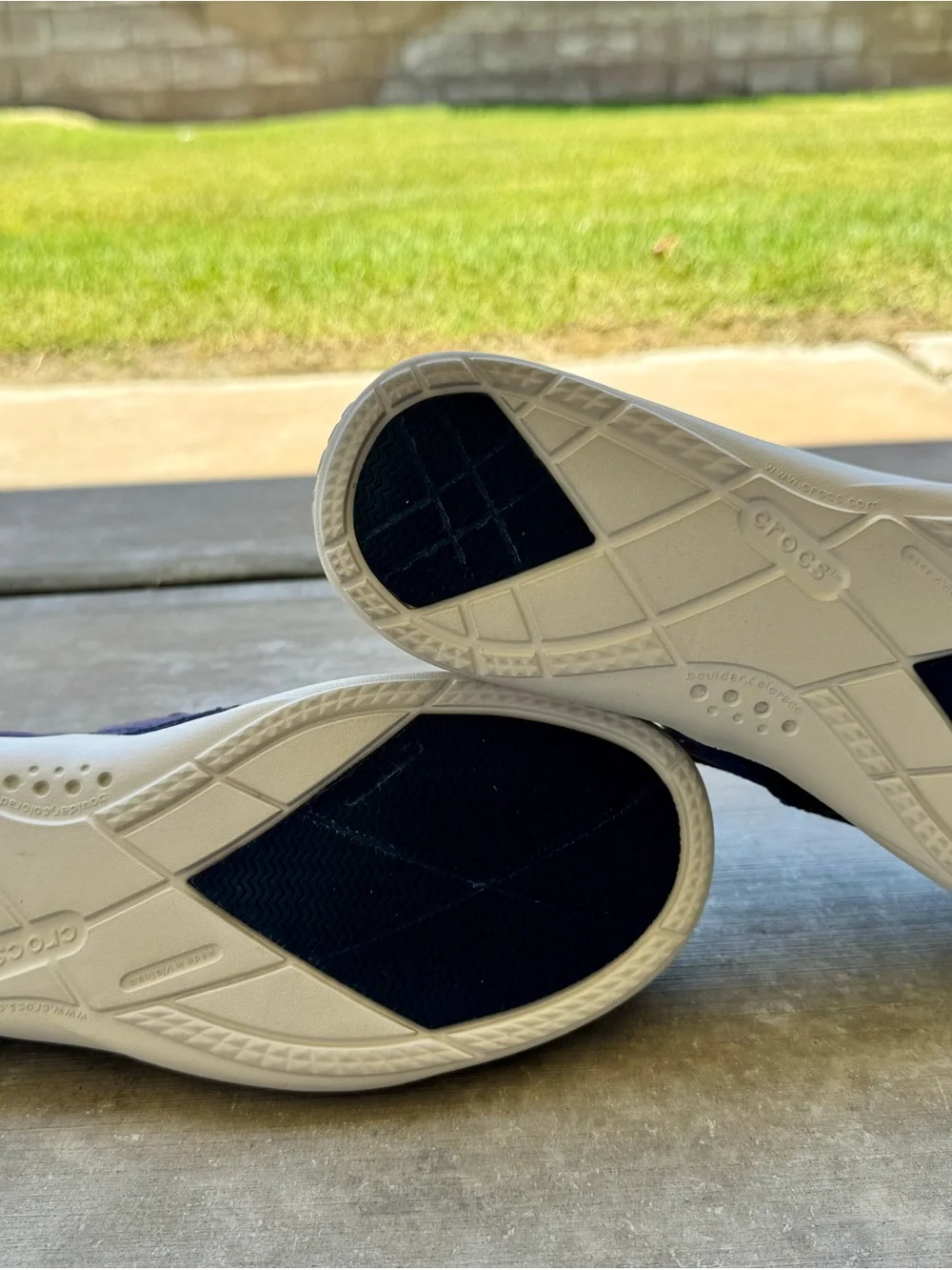 CROCS Men’s Walu Navy and Brown Canvas Slip-On Loafer - Picture 3 of 8